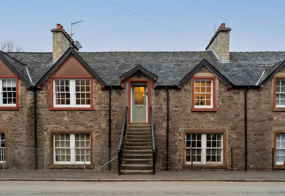 The Old Deanston Workers Cottage Doune Екстериор снимка
